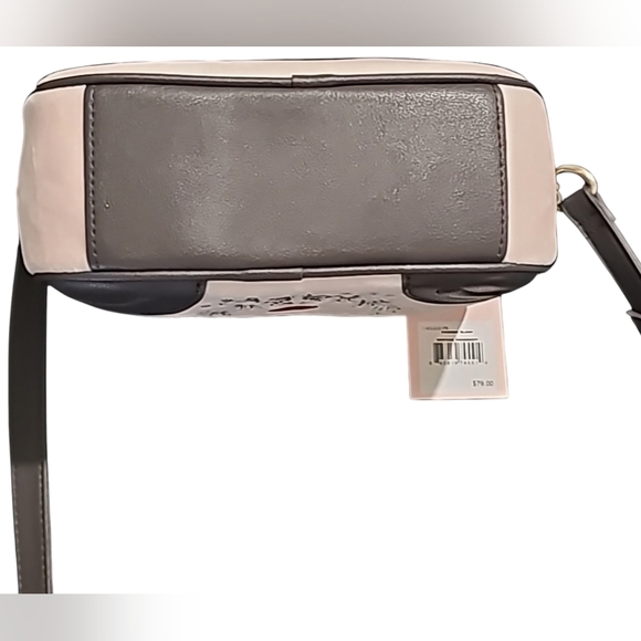 Juicy Couture Heritage Crossbody Purse - Picture 4 of 11